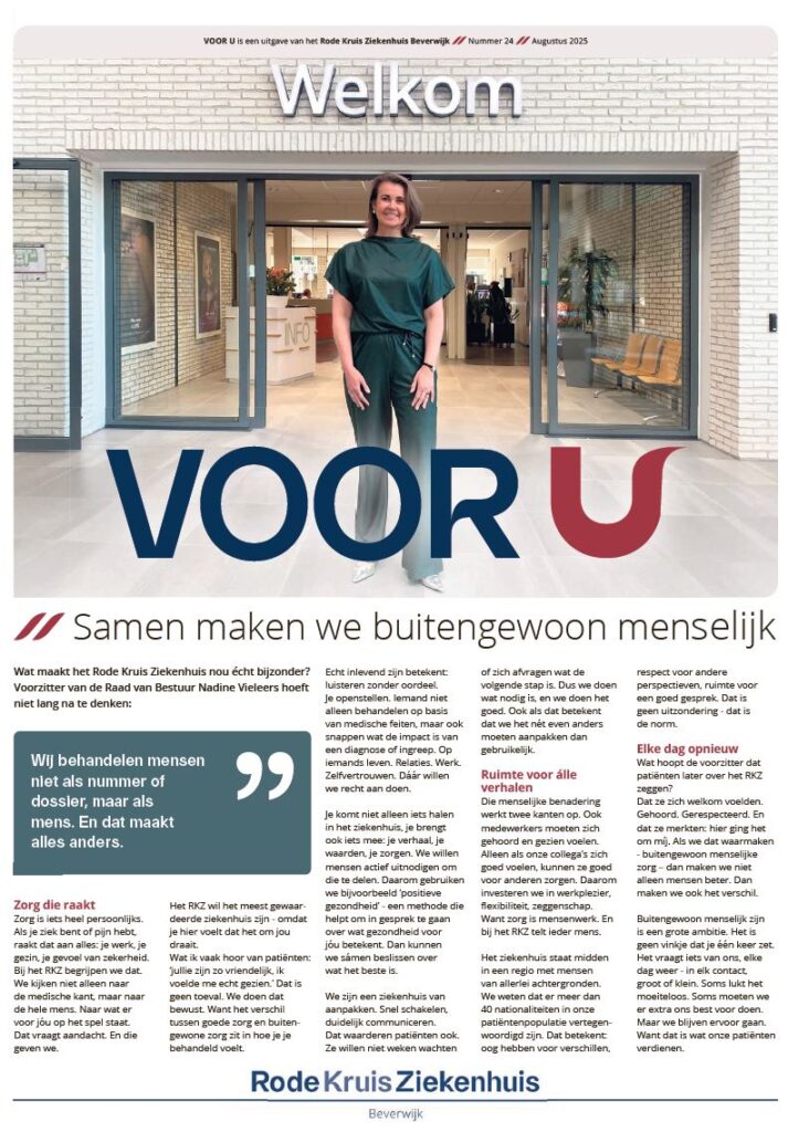 Voorblad 'Voor U' editie juli 2025. Getiteld: "Samen maken we buitengewoon menselijk"