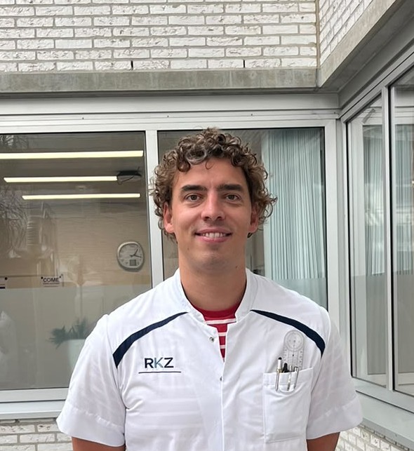 Profielfoto Dhr. drs. T. van Essen
